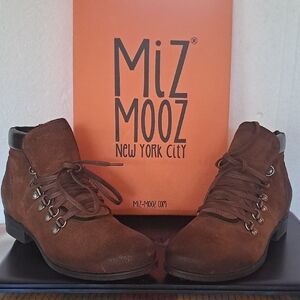 Effy Brown Lace Up Women's Boots